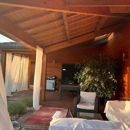 190m2 8 Pers Piscine Et Chalet Independant * Beauregard-l'Eveque