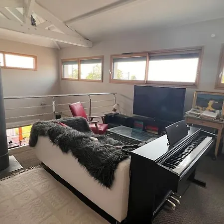 190m2 8 Pers Piscine Et Chalet Independant Beauregard-l'Eveque